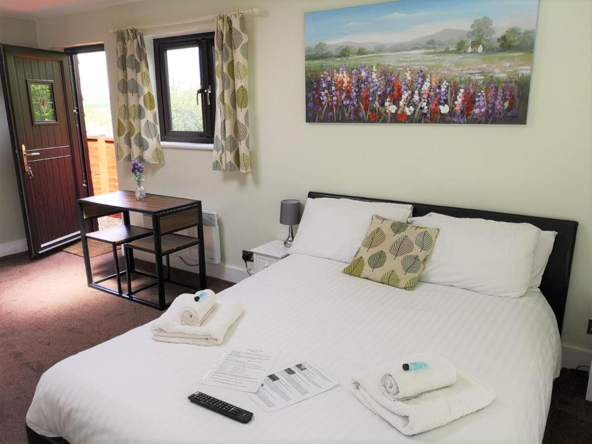 Streatley  Chalet Cottages מראה חיצוני תמונה